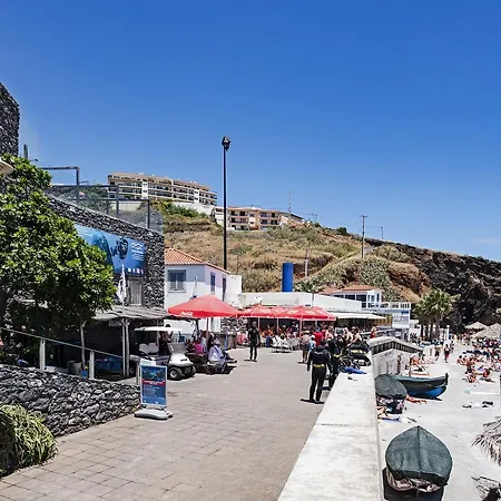 Reis Magos Ii By An Island * 卡尼索