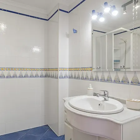 Reis Magos Ii By An Island Apartamento