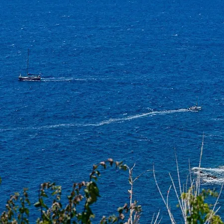 Reis Magos Ii By An Island *